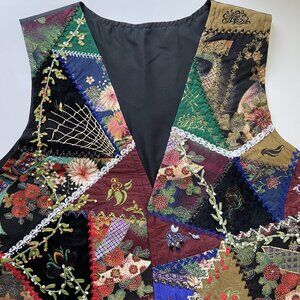 Vintage Handmade Quilt pattern Large Vest Multi/Black